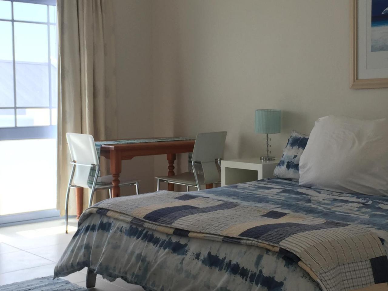 Perfect 10 - 10 To 13 Sleeper Luxury Holiday Home Breakage Deposit Of R2500 Per Weekend Lease 兰格班 外观 照片