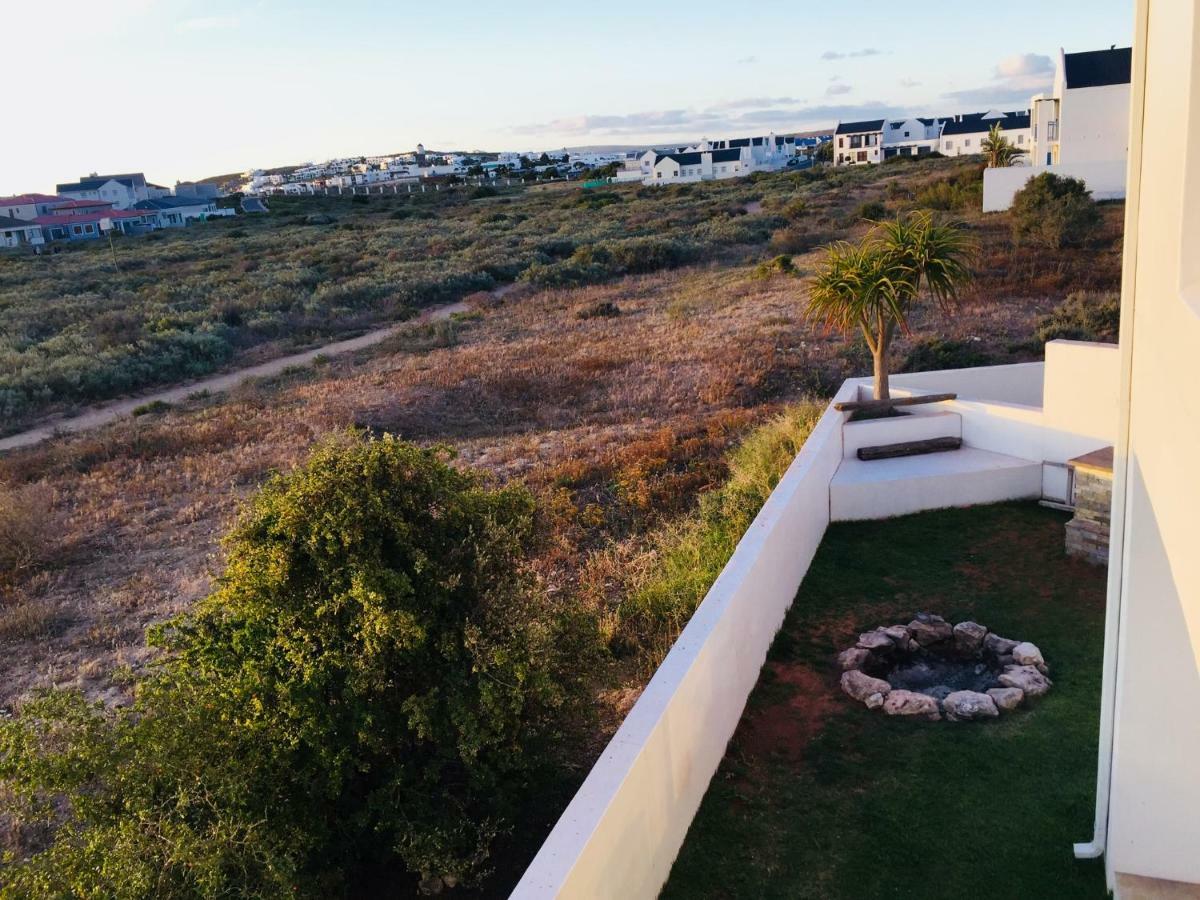 Perfect 10 - 10 To 13 Sleeper Luxury Holiday Home Breakage Deposit Of R2500 Per Weekend Lease 兰格班 外观 照片